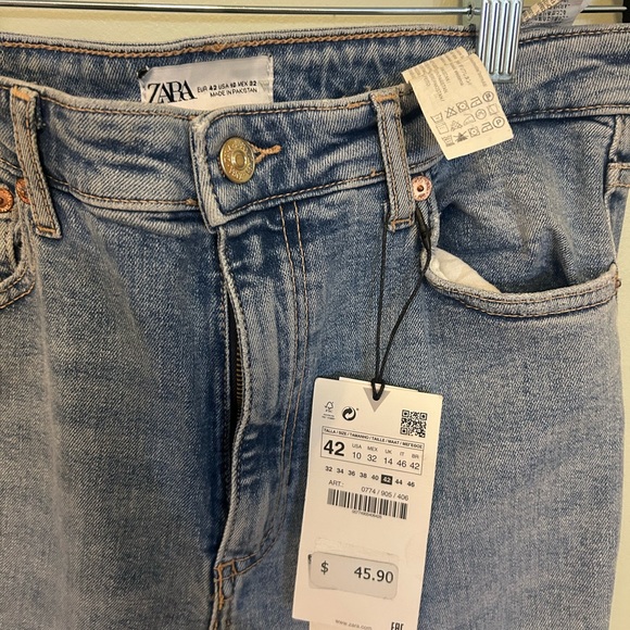 NWT Zara Light Wash Flare Jeans, Sz 10 - Picture 2 of 3